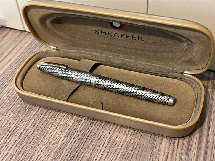 Sheaffer Imperial in Silver sterling 14k F punt als nieuw, Verzamelen, Pennenverzamelingen, Gebruikt, Vulpotlood, Sheaffer, Met doosje