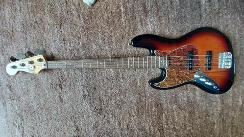 Squir Jazz Bass Left-handed - Hartke HD25 versterker + acces, Muziek en Instrumenten, Versterkers | Bas en Gitaar, Zo goed als nieuw