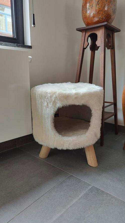 Katten mandje/beschuttingshuisje, Dieren en Toebehoren, Kattenmanden, Zo goed als nieuw, Ophalen of Verzenden