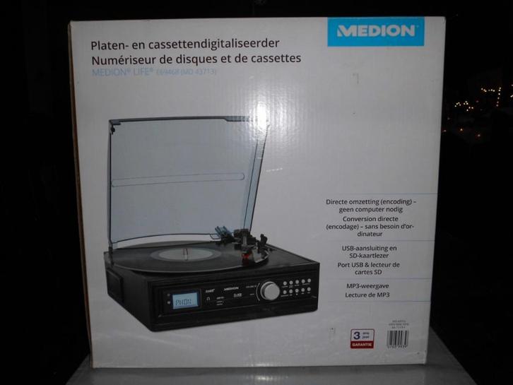 Platen en cassetten digitaliseerder medion., Audio, Tv en Foto, Platenspelers, Zo goed als nieuw, Platenspeler, Automatisch, USB-aansluiting