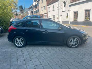Ford Focus 1.6 TDCI 97000km 12/2011 GPS Euro5  beschikbaar voor biedingen