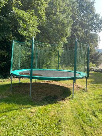Trampoline Kadee vert, Enfants & Bébés, Enlèvement, Utilisé