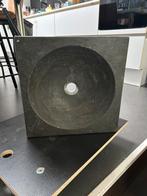 Natuurstenen pompbak – 40 x 40 cm, hoogte 10 cm, Ophalen, Zo goed als nieuw