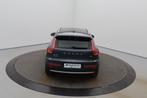(2AGN924) VOLVO XC40, Auto's, Voorwielaandrijving, Stof, Gebruikt, Euro 6