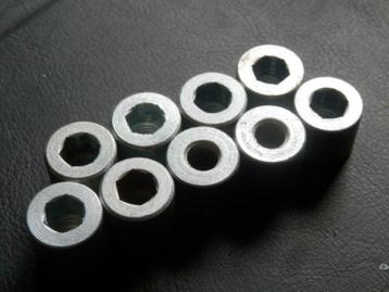 Uitlaatmoeren Porsche 911, nummer: 999 085 001 02 beschikbaar voor biedingen