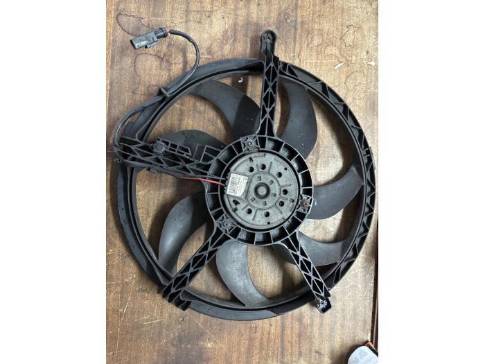 Koelvin Motor van een Mini Cooper, Auto-onderdelen, Airco en Verwarming, Mini, Gebruikt, 3 maanden garantie, Ophalen of Verzenden