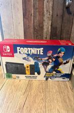 Switch Fortnite Special Edition, Ophalen of Verzenden, Zo goed als nieuw, Met 2 controllers, Met games