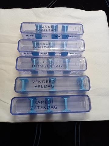 Pillendoos gezocht beschikbaar voor biedingen
