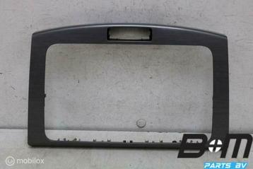 Omranding radio VW Passat B7 3AA858069D PV2 beschikbaar voor biedingen