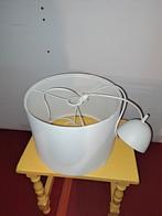 Lamp ikea witte lampenkap, Huis en Inrichting, Lampen | Lampenkappen, Ophalen, Wit