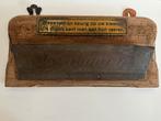 Porte-peigne en cuivre sur planche de bois avec sort, Antiquités & Art, Antiquités | Bronze & Cuivre, Enlèvement ou Envoi