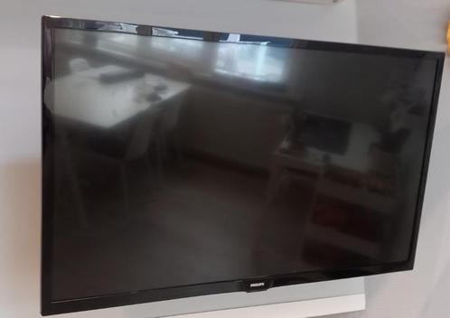 TV Philips 81 cm Full HD LED 2HDMI, Audio, Tv en Foto, Televisies, Zo goed als nieuw, LED, 80 tot 100 cm, Full HD (1080p), Philips