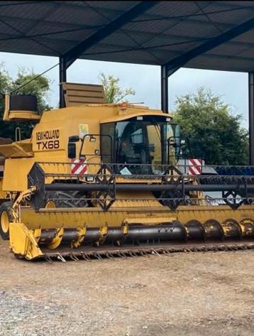 Moissonneuse  Tx 68 plus new Hollande, Moissonneuse