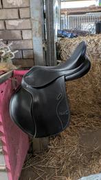 Tekna zadel 16,5 inch, Dieren en Toebehoren, Paarden en Pony's | Zadels, Ophalen, Zo goed als nieuw, Recreatie