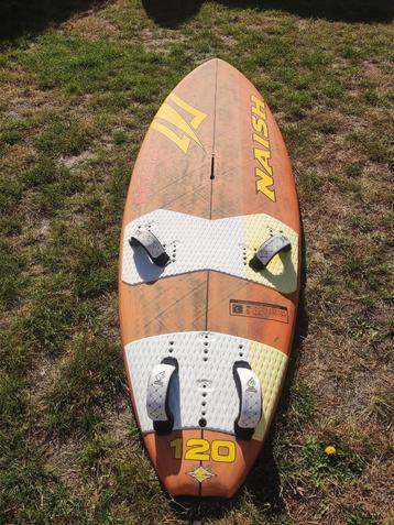 Naish Titan 120 Carbon Edition beschikbaar voor biedingen