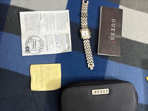 Guess stainless steel watch with original box & documents, Handtassen en Accessoires, Horloges | Dames, Zo goed als nieuw, Guess