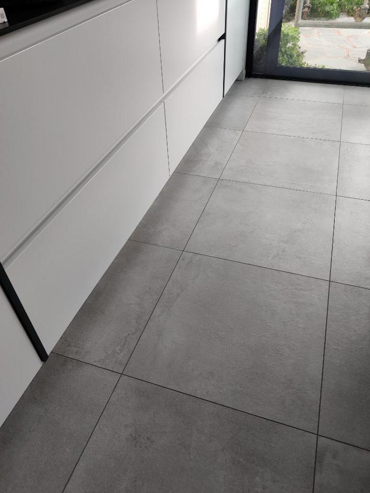 Restpartij keramische vloertegels 60cm x 60cm, Doe-het-zelf en Bouw, Tegels, Zo goed als nieuw, Vloertegels, Keramiek, 60 cm of meer