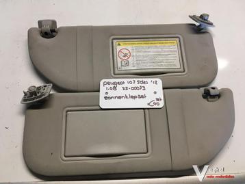 Peugeot 107 1.0 B 5drs 2009 2500072 Zonnekleppen set beschikbaar voor biedingen