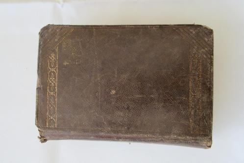 oud boek, Missaal en Vesperale, 1904, Antiquités & Art, Antiquités | Livres & Manuscrits, Enlèvement ou Envoi