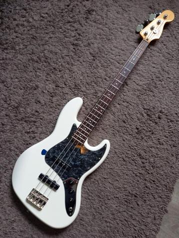 Basse de jazz Squier VM sixties PRICEDROP!!!