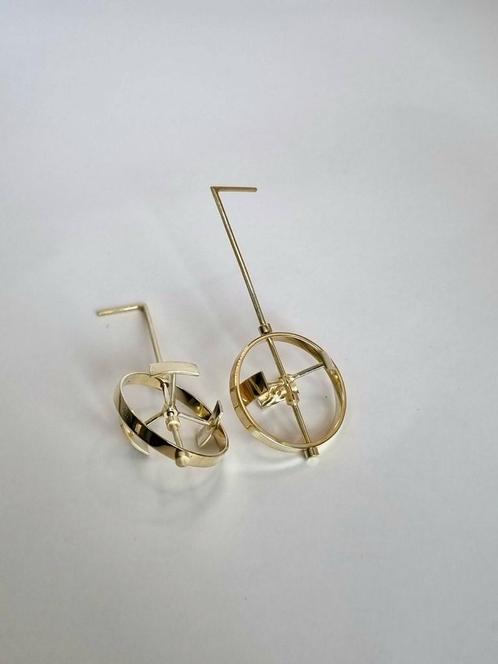 Massief 14 karaat goud, roterende oorhangers., Handtassen en Accessoires, Oorbellen, Zo goed als nieuw, Hangers, Goud, Goud, Ophalen of Verzenden