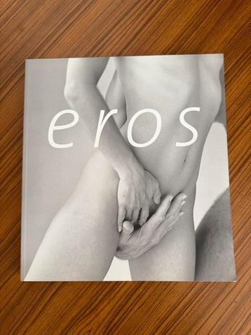 Eros erotische kunst foto’s van vrouwen en mannen, bloot beschikbaar voor biedingen