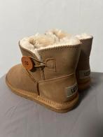 Mooie UGG voor meisjes -Bruin - Maat 31- Nieuw in doos, Enlèvement ou Envoi, Neuf