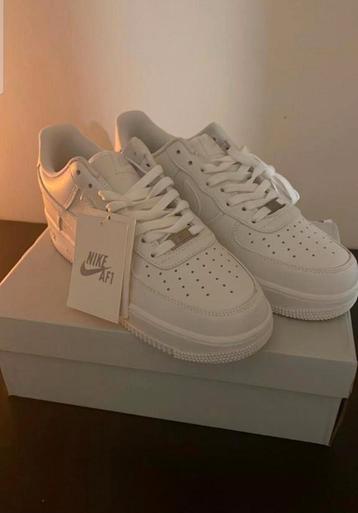 Nike Airforce 1 Goede staat beschikbaar voor biedingen