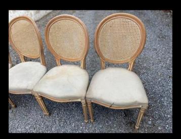 Stoelen in LOUIS XVI-stijl beschikbaar voor biedingen