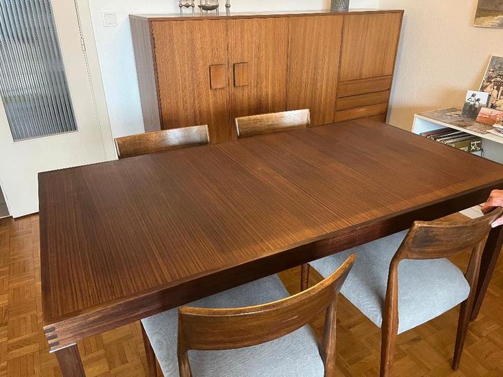 Vintage palissander uitschuifbare eettafel Fristho, Antiek en Kunst, Antiek | Meubels | Tafels, Ophalen