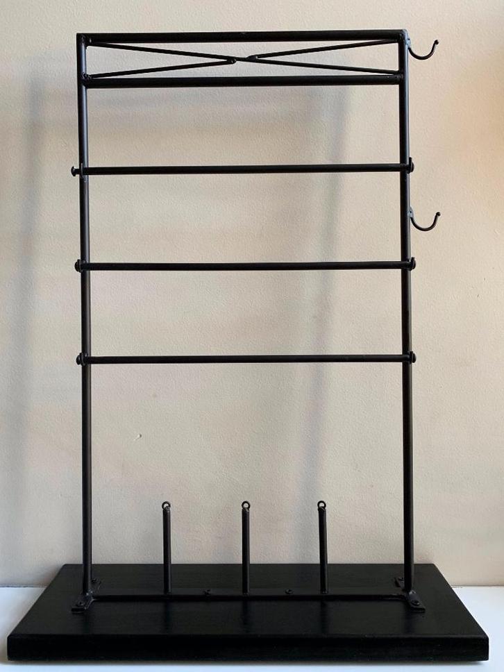 Bijzonder rek voor het ophangen van klossen en spoelen draad, Hobby en Vrije tijd, Kralen en Sieraden maken, Nieuw, Draad, Ophalen of Verzenden