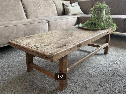 Prachtige, verweerde salontafel olm hout van Looiershuis, Huis en Inrichting, Tafels | Salontafels, Zo goed als nieuw, Rechthoekig