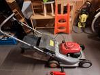 Zelftrekkende honda grasmaaier, Tuin en Terras, Grasmaaiers, Ophalen, Zo goed als nieuw