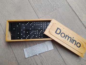 Houten domino - nieuw beschikbaar voor biedingen