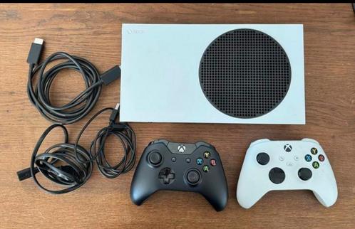 Xbox Series S 512GB + 2 manettes, Games en Spelcomputers, Spelcomputers | Xbox One, Zo goed als nieuw, Xbox One, Ophalen
