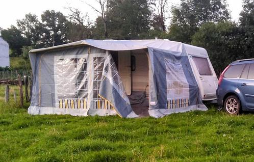 Sterckeman Fjord 420 caravan, Caravans en Kamperen, Caravans, Particulier, tot en met 5, 750 - 1000 kg, Sterckeman, Dwars-stapelbed