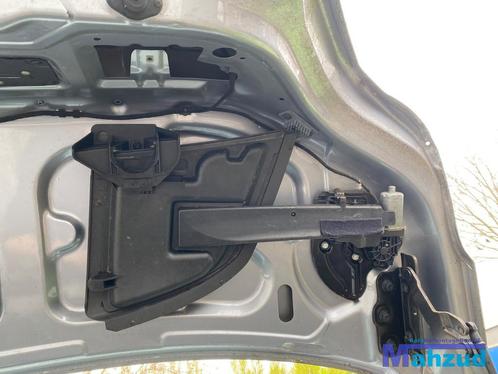 OPEL ASTRA H Twintop hoedenplank motor cabriodak rechts, Auto-onderdelen, Elektronica en Kabels, Opel, Gebruikt