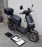 ECO-NECO S1 electrische scooter
NIEUWSTAAT! 45km/u B-klasse, Ophalen, Zo goed als nieuw