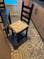 2 x stoel antieke stijl met lussentjes, Huis en Inrichting, Stoelen, Ophalen, Gebruikt, Twee, Hout