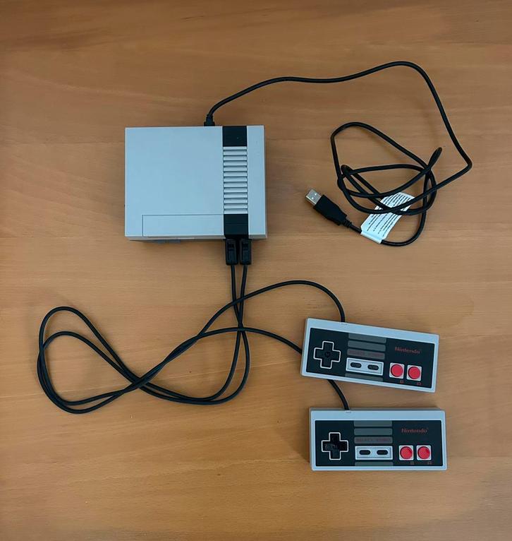 Nintendo Classic Mini: NES, Consoles de jeu & Jeux vidéo, Consoles de jeu | Nintendo NES, Comme neuf, Enlèvement