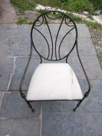 4 antieke handgesmeede gietijzeren stoelen, Overige materialen, Tuinset, Gebruikt, Stoel