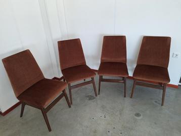 Set van 4 stoelen uit de jaren 50-60