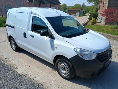 Dacia Dokker 1.5 DCI Euro 5b, Auto's, Bestelwagens en Lichte vracht, Bedrijf, Schuifdeur, Dacia, Diesel, Euro 5, 2 deurs, Handgeschakeld