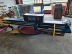 Robopac palletwikkelaar, Ophalen