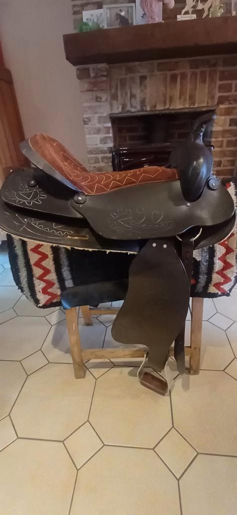 2 westernzadels, Dieren en Toebehoren, Paarden en Pony's | Zadels, Zo goed als nieuw, Western, Ophalen
