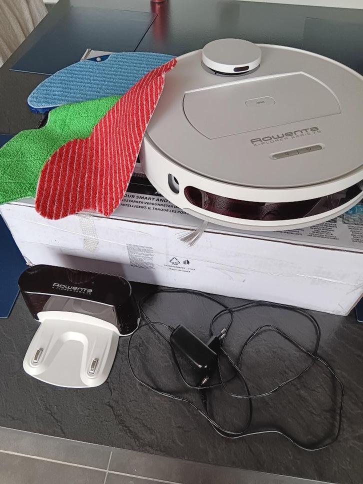 Rowenta robotstofzuiger, Elektronische apparatuur, Stofzuigers, Zo goed als nieuw, Robotstofzuiger, Reservoir, Ophalen