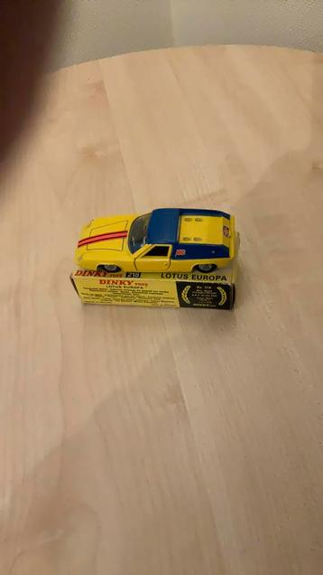 LOTUS EUROPA VAN DINKY TOYS 218 in NIEUWstaat beschikbaar voor biedingen