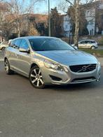 Volvo V60 Plus in hybride D6, Auto's, Automaat, Euro 5, Zwart, 4 cilinders