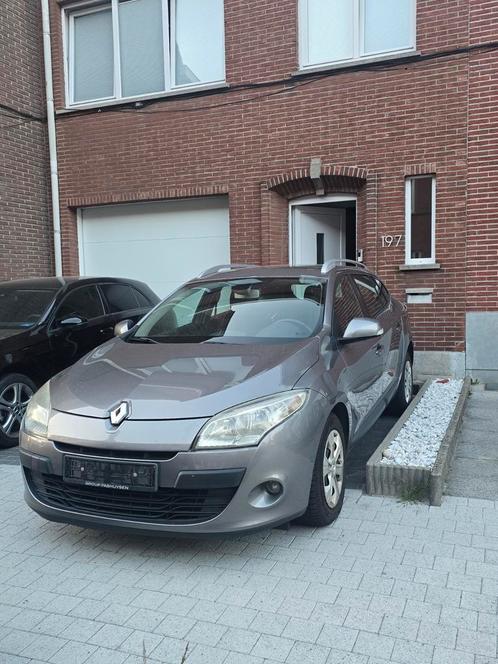 Renault megane 1.5 dci 2011 euro 5, Auto's, Renault, Particulier, Mégane, Airbags, Airconditioning, Centrale vergrendeling, Cruise Control