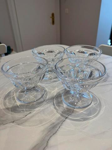 12 coupes à dessert / glace beschikbaar voor biedingen